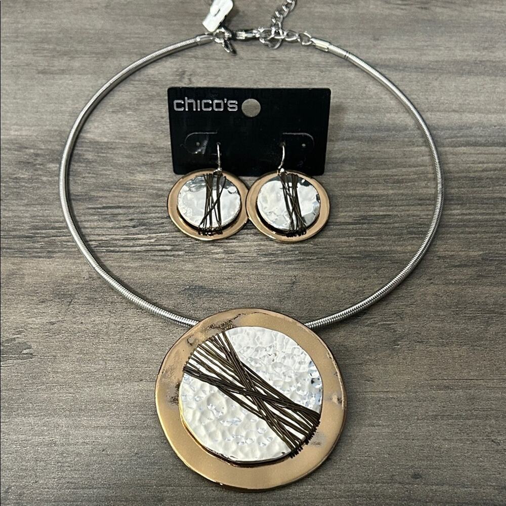 Chico’s Serpentine Choker Medallion Pendant necklace & earrings set #F017